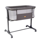 Modena bedside bassinet for baby rental in Panama, front view with adjustable height and wheels.