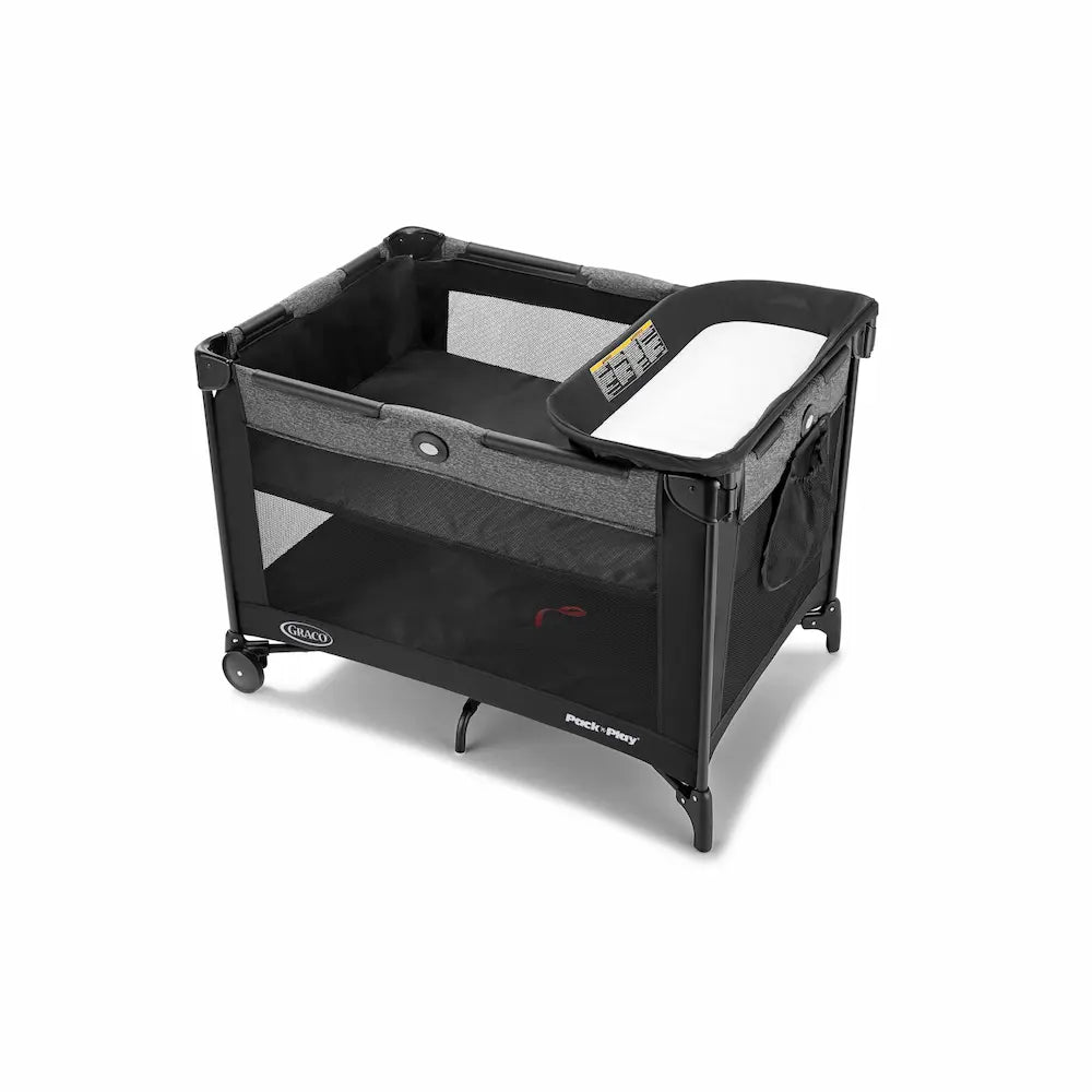 Graco Pack ’n Play with Changing Station rental in Panama – baby playard and crib option